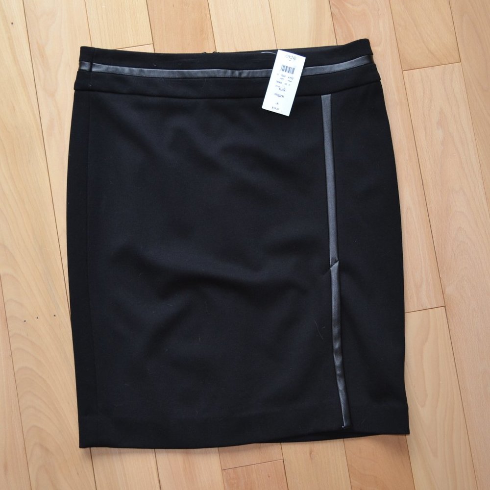 Cache Black Midi Skirt with Satin Trim